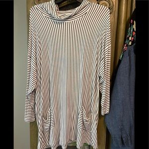 3X Bobeau long mock neck/ cowl neck tunic top ! So cute